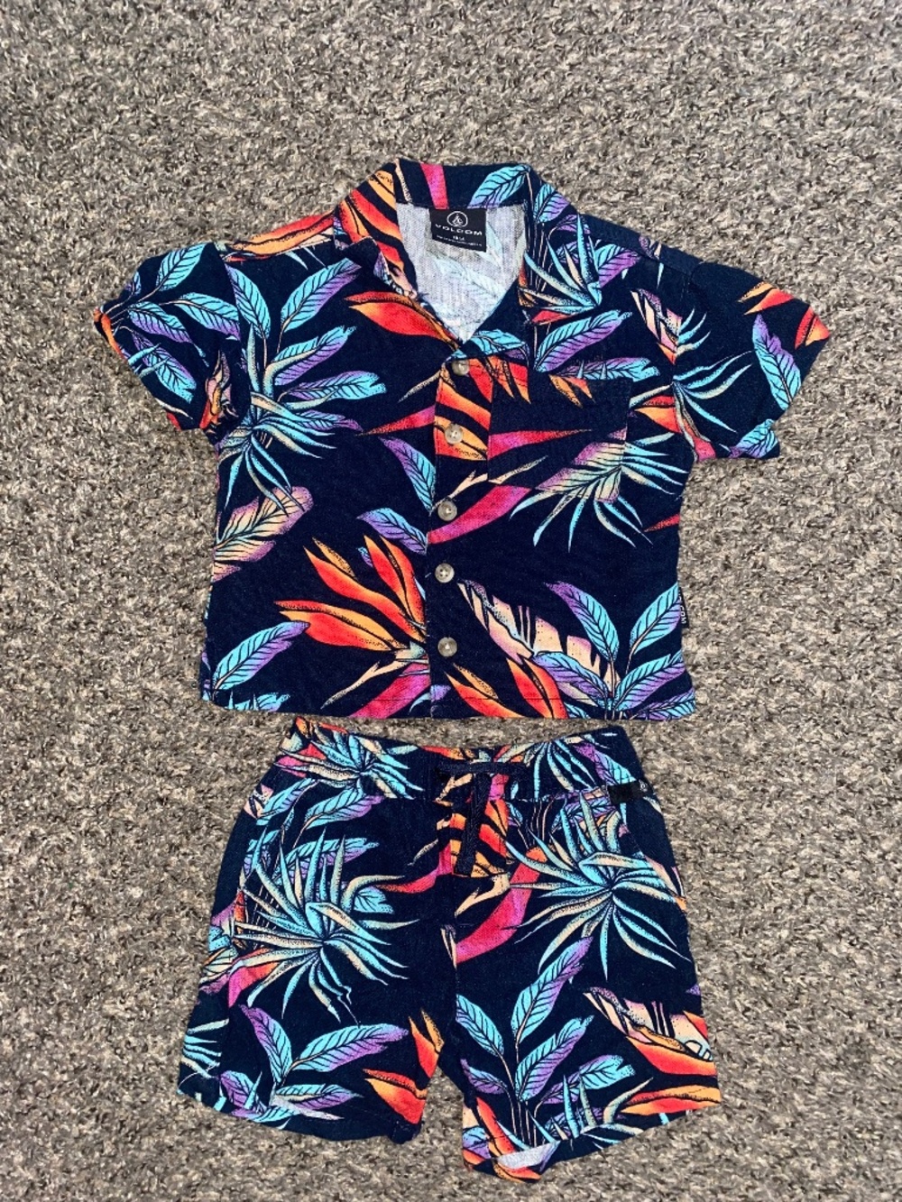 Volcom matching set